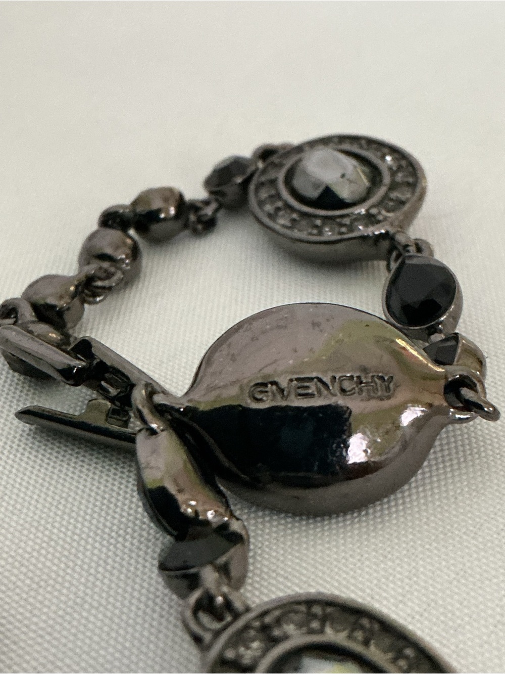 GIVENCHY Black Crystal Bracelet - Picture 6 of 6